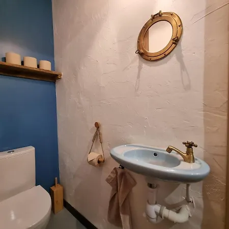 Nyaraló L'histoire Du *